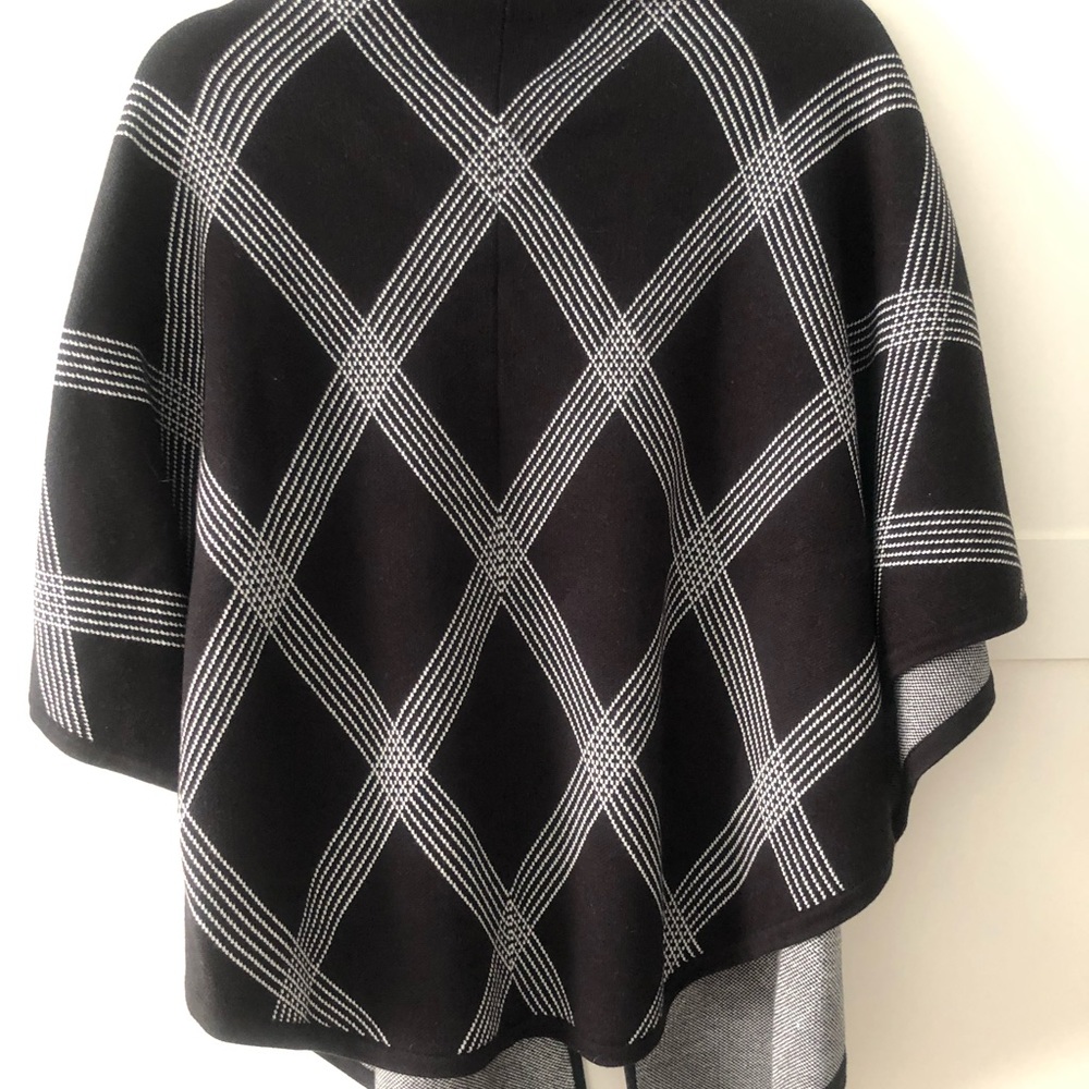 Poncho wrap - Picture 7 of 7